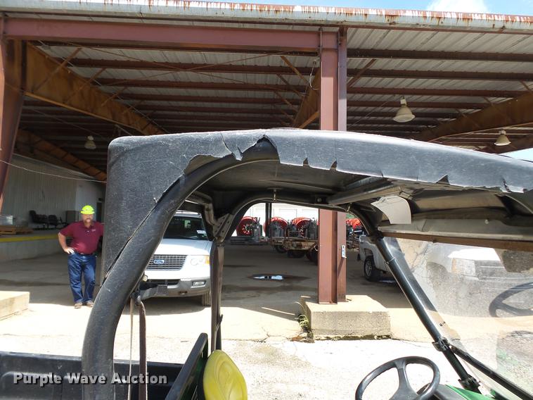 image for item DE7815 2007 John Deere Gator utility vehicle