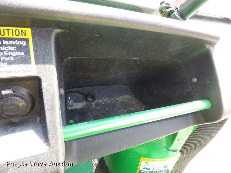 image for item DE7815 2007 John Deere Gator utility vehicle