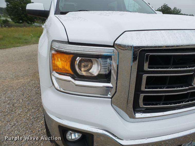 image for item DE7818 2015 GMC Sierra 1500 Crew Cab pickup truck