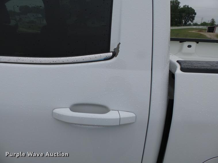 image for item DE7818 2015 GMC Sierra 1500 Crew Cab pickup truck