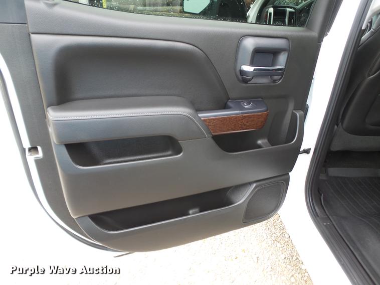 image for item DE7818 2015 GMC Sierra 1500 Crew Cab pickup truck