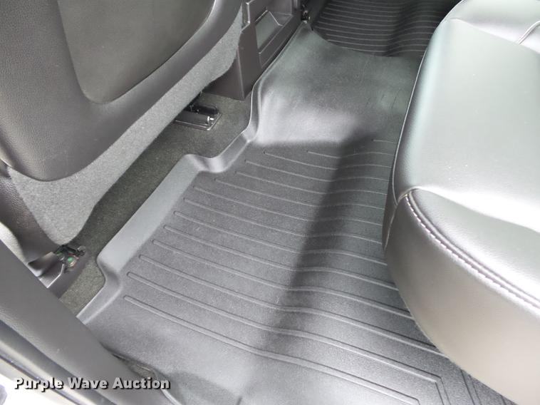 image for item DE7818 2015 GMC Sierra 1500 Crew Cab pickup truck