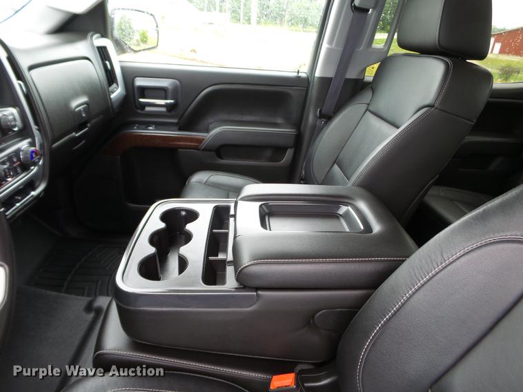 image for item DE7818 2015 GMC Sierra 1500 Crew Cab pickup truck