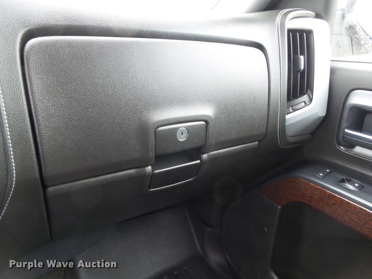 image for item DE7818 2015 GMC Sierra 1500 Crew Cab pickup truck