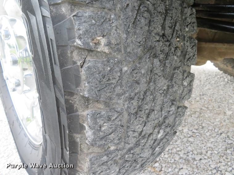 image for item DE8102 2013 Ford F250 Super Duty XLT Crew Cab pickup truck