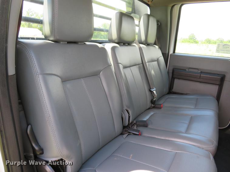 image for item DE8104 2011 Ford F350 Super Duty XL Crew Cab flatbed pickup truck