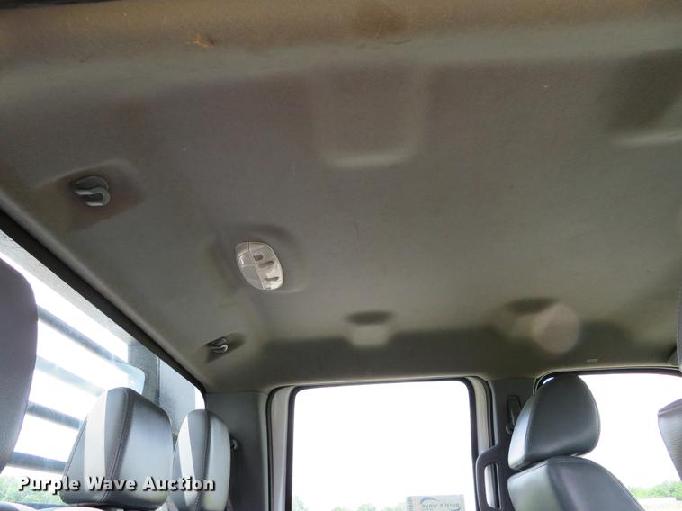 image for item DE8104 2011 Ford F350 Super Duty XL Crew Cab flatbed pickup truck