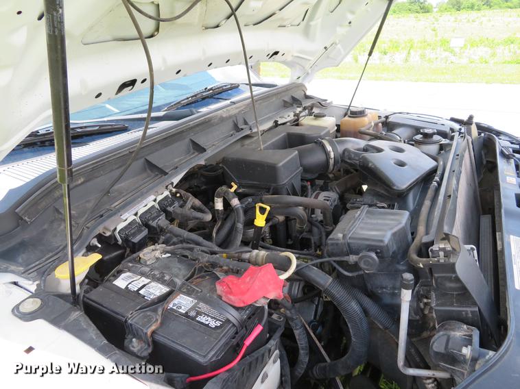 image for item DE8104 2011 Ford F350 Super Duty XL Crew Cab flatbed pickup truck