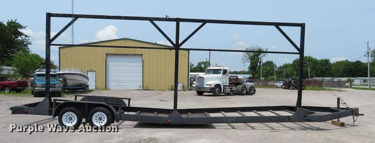 image for item DE8111 2001 Custom Trailer utility trailer