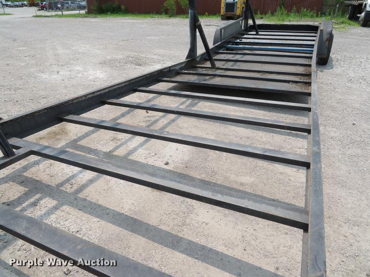 image for item DE8111 2001 Custom Trailer utility trailer