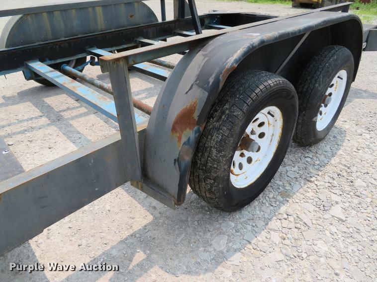 image for item DE8111 2001 Custom Trailer utility trailer