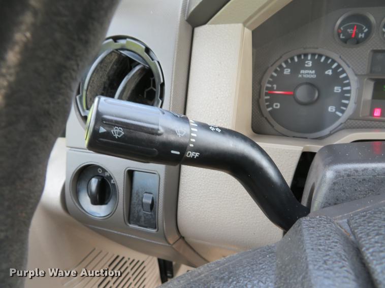 image for item DE8125 2008 Ford F350 Super Duty XL Crew Cab utility bed pickup truck