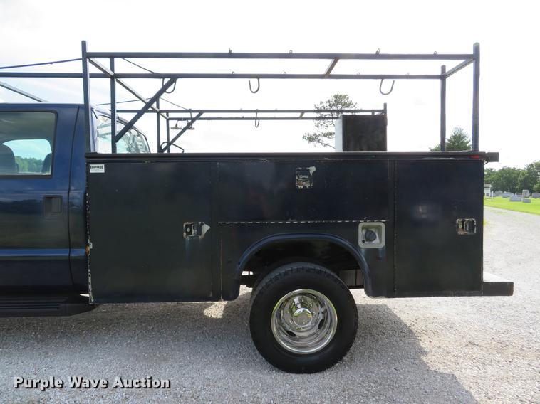 image for item DE8125 2008 Ford F350 Super Duty XL Crew Cab utility bed pickup truck