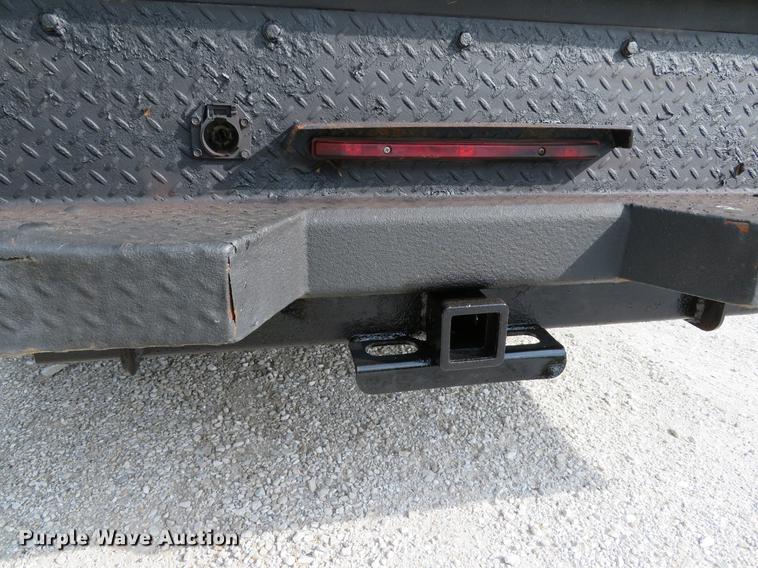image for item DE8125 2008 Ford F350 Super Duty XL Crew Cab utility bed pickup truck