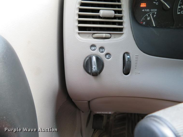 image for item DE8126 1998 Ford Ranger XLT SuperCab pickup truck