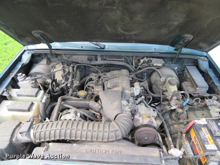 image for item DE8126 1998 Ford Ranger XLT SuperCab pickup truck