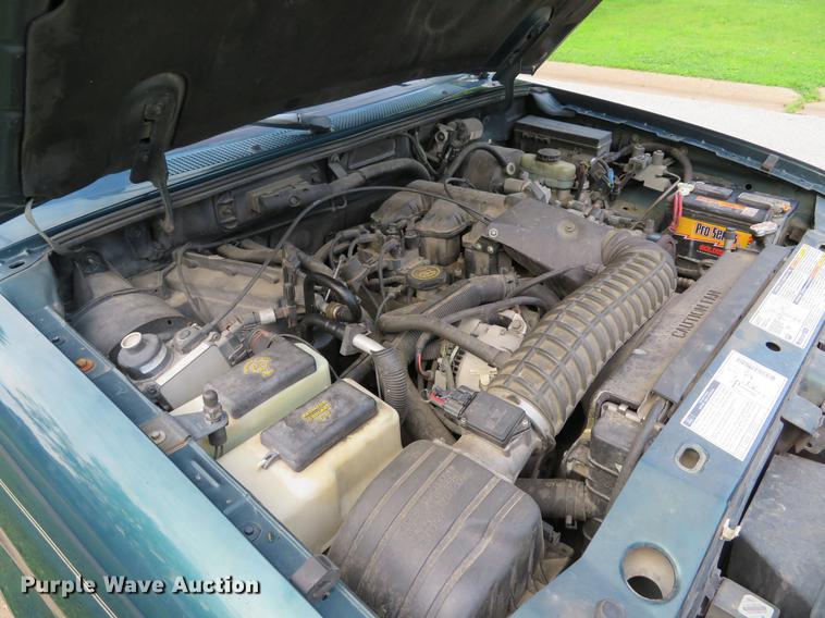 image for item DE8126 1998 Ford Ranger XLT SuperCab pickup truck