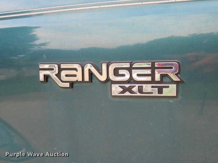 image for item DE8126 1998 Ford Ranger XLT SuperCab pickup truck