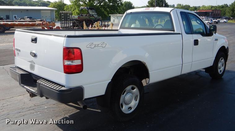 image for item DE8445 2008 Ford F150 XL pickup truck
