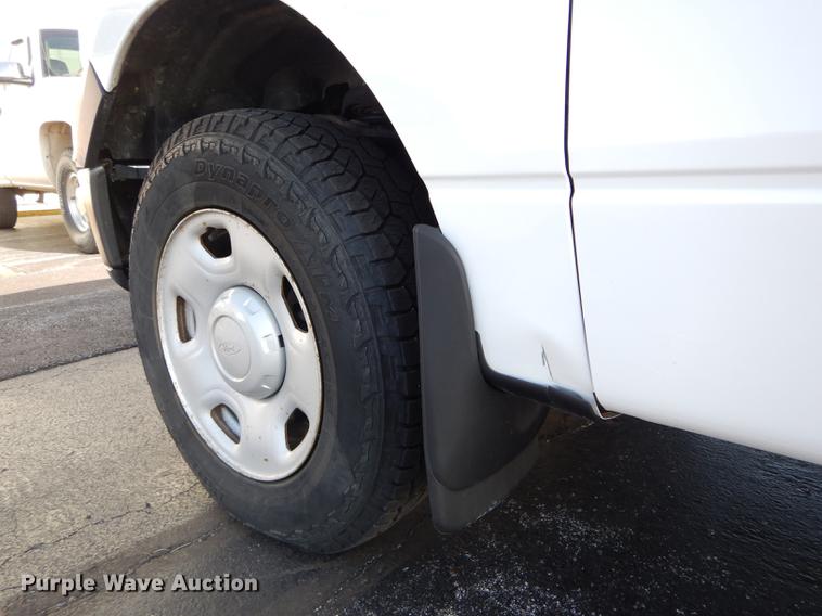 image for item DE8445 2008 Ford F150 XL pickup truck