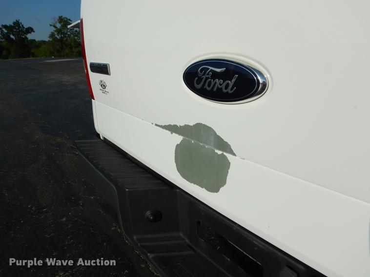 image for item DE8445 2008 Ford F150 XL pickup truck