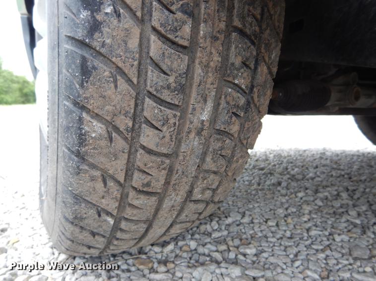 image for item DE8448 1997 Toyota Tacoma pickup truck