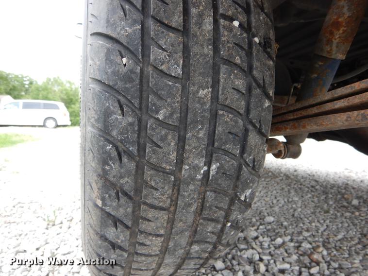 image for item DE8448 1997 Toyota Tacoma pickup truck