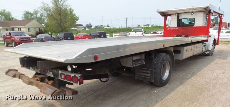 image for item DF0771 2006 Kenworth T300 rollback truck