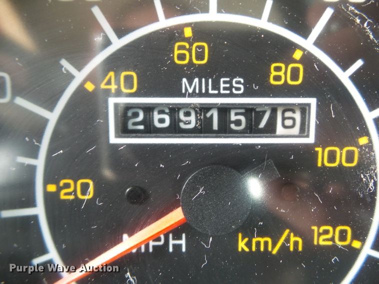 image for item DF0771 2006 Kenworth T300 rollback truck