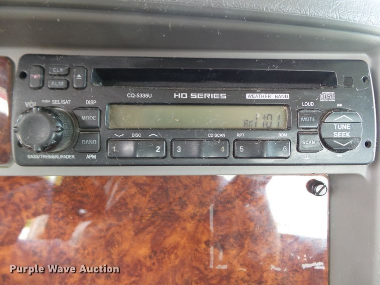 image for item DF0771 2006 Kenworth T300 rollback truck