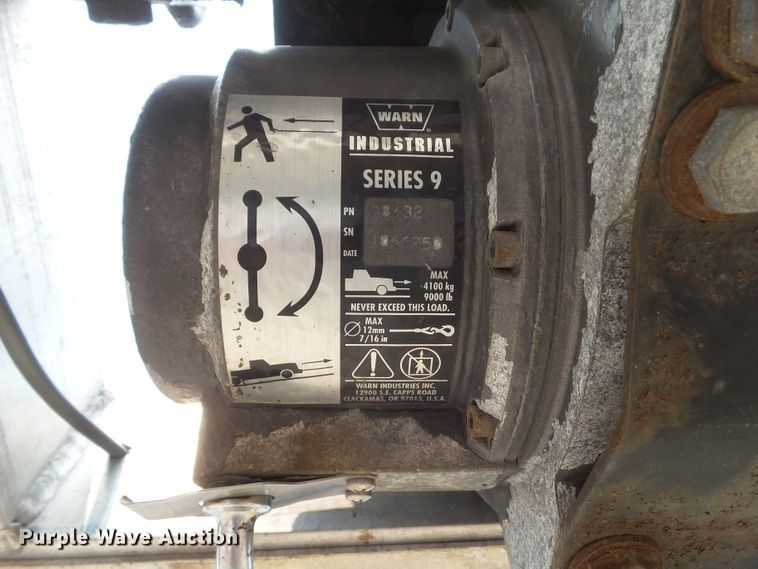 image for item DF0771 2006 Kenworth T300 rollback truck