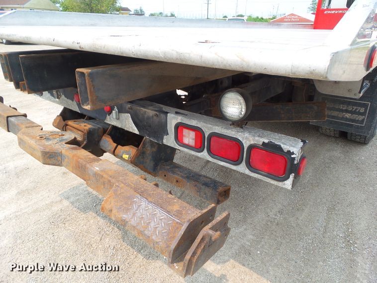 image for item DF0771 2006 Kenworth T300 rollback truck