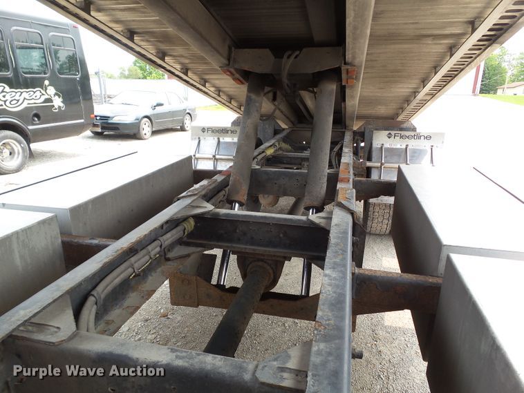 image for item DF0771 2006 Kenworth T300 rollback truck