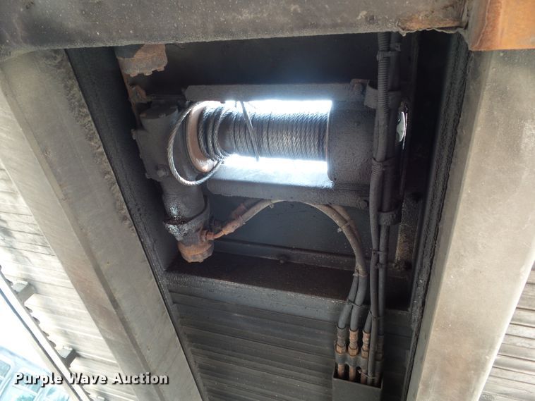 image for item DF0771 2006 Kenworth T300 rollback truck