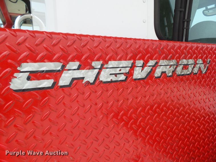 image for item DF0771 2006 Kenworth T300 rollback truck