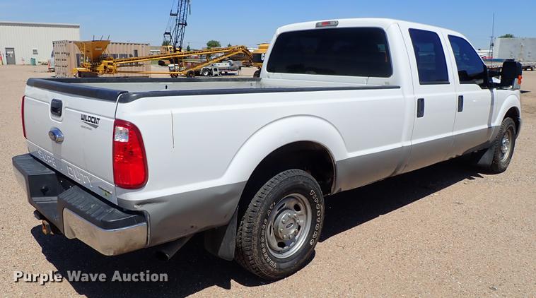 image for item DF1216 2015 Ford F250 Super Duty Crew Cab pickup truck