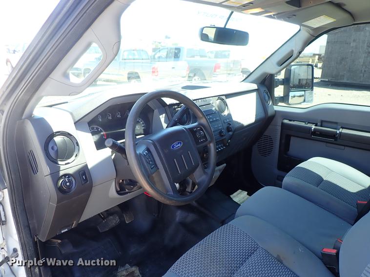 image for item DF1216 2015 Ford F250 Super Duty Crew Cab pickup truck