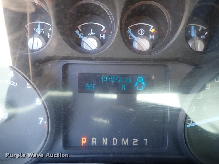 image for item DF1216 2015 Ford F250 Super Duty Crew Cab pickup truck