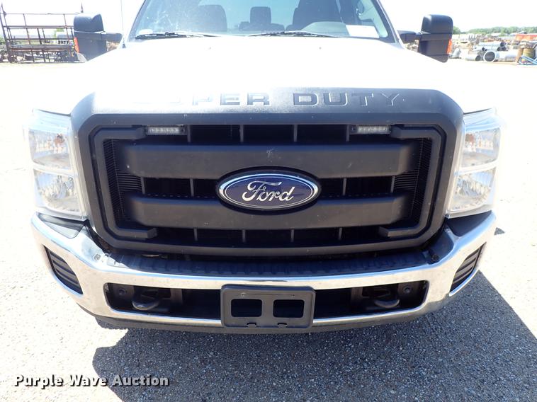 image for item DF1216 2015 Ford F250 Super Duty Crew Cab pickup truck