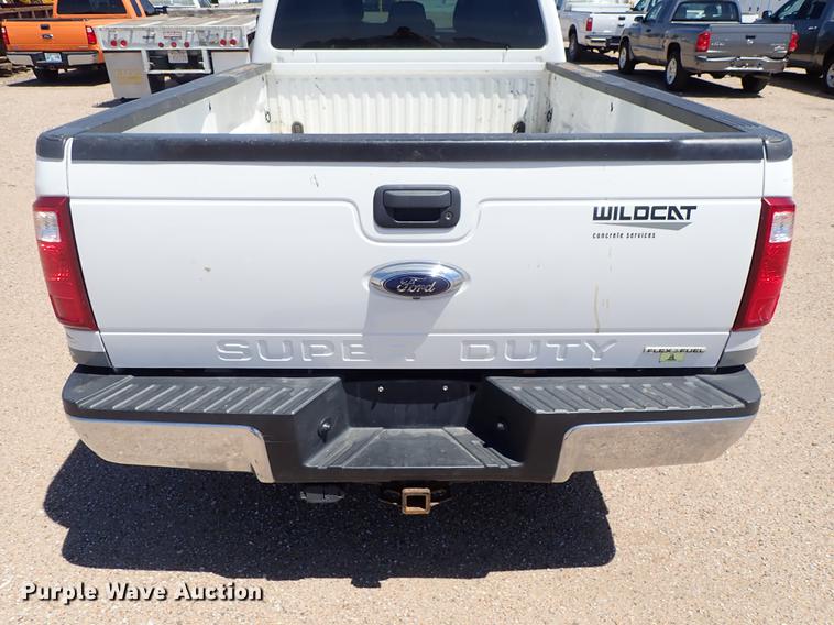 image for item DF1216 2015 Ford F250 Super Duty Crew Cab pickup truck