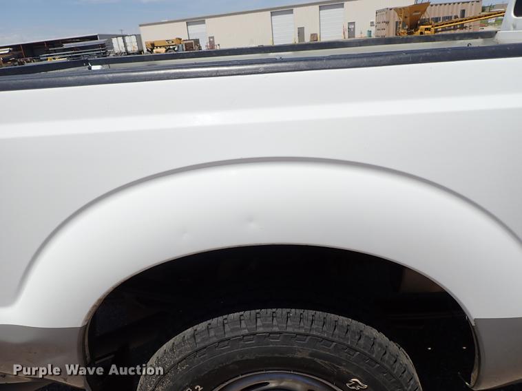 image for item DF1216 2015 Ford F250 Super Duty Crew Cab pickup truck