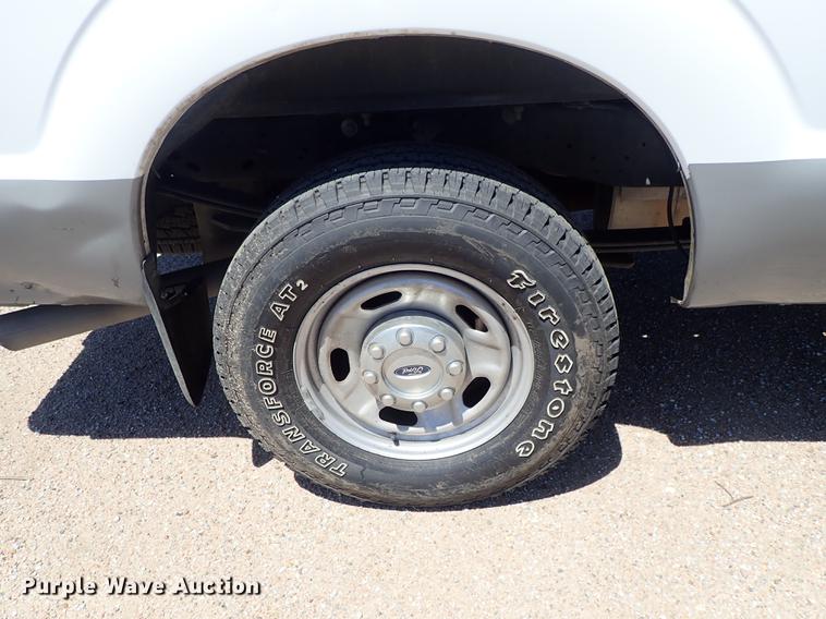 image for item DF1216 2015 Ford F250 Super Duty Crew Cab pickup truck