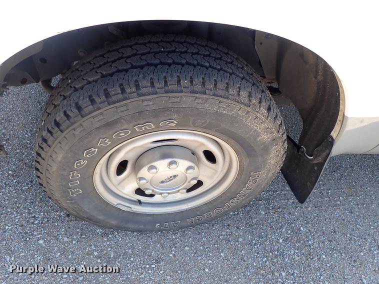 image for item DF1216 2015 Ford F250 Super Duty Crew Cab pickup truck