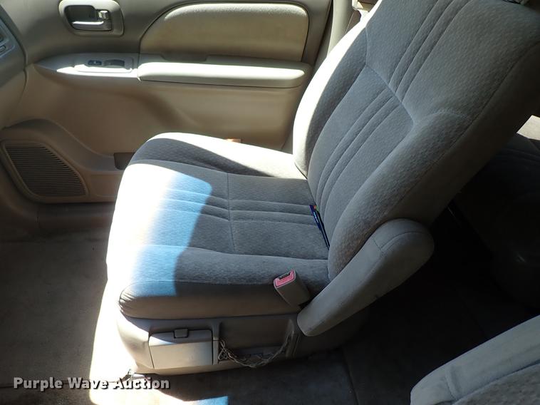 image for item DF1217 2002 Toyota Sienna van