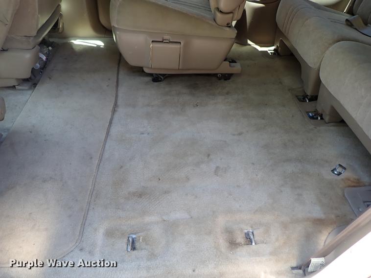 image for item DF1217 2002 Toyota Sienna van