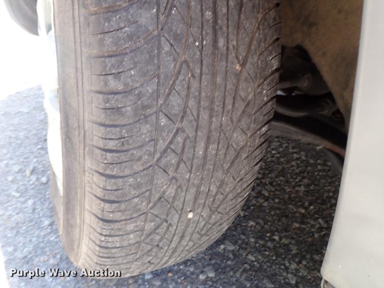 image for item DF1217 2002 Toyota Sienna van