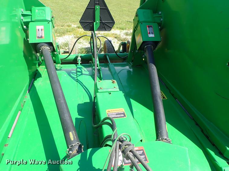 image for item DF1227 2018 John Deere HX15 batwing rotary mower