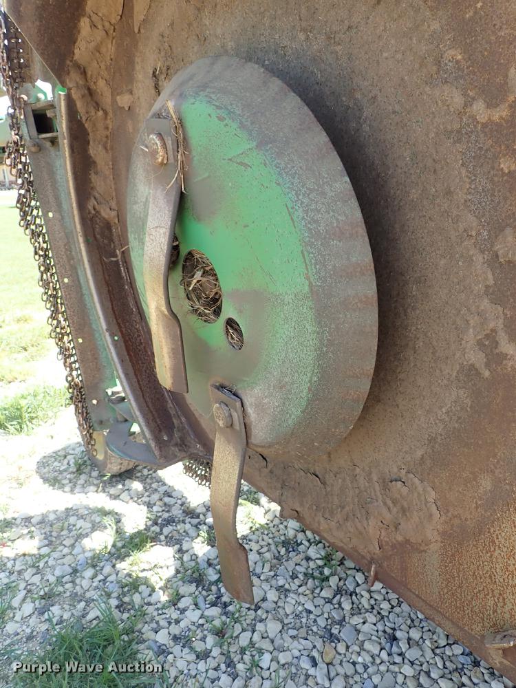 image for item DF1227 2018 John Deere HX15 batwing rotary mower