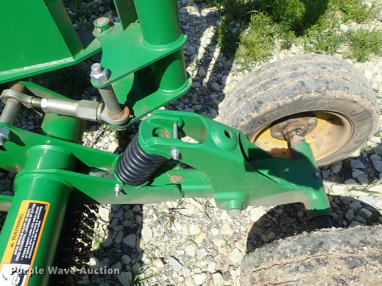 image for item DF1227 2018 John Deere HX15 batwing rotary mower