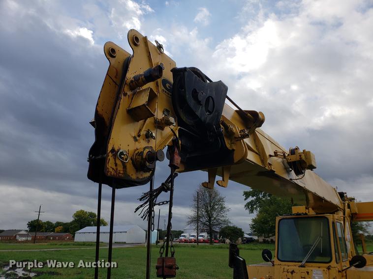 image for item DF2468 Grove RT58D crane